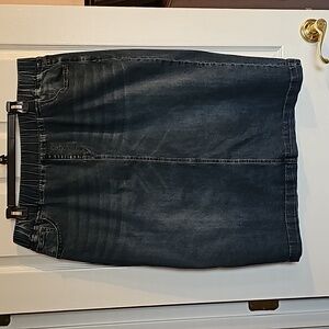 Nuggles Jean skirt size 3x, EUC